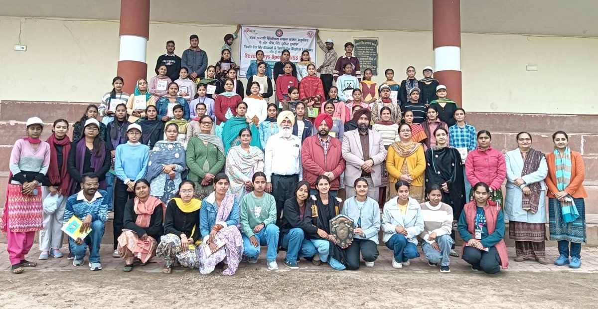 7-day NSS camp begins at Khalsa College